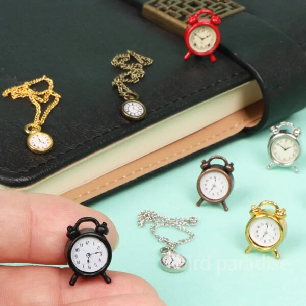 1/12 Scale Miniature Mini Alloy Alarm Clock Vintage Pocket Watch Model Toys For Birbies Dolls House Accessorie Kids Pretend Play