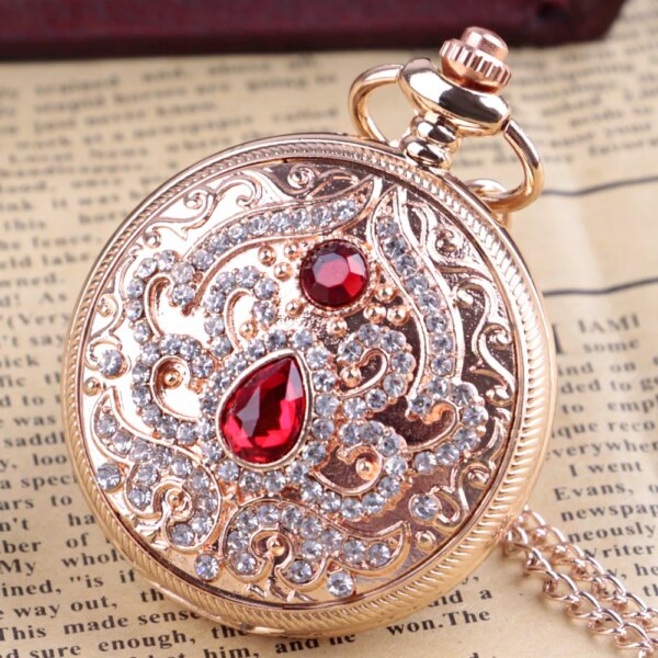 Clamshell Women Retro Quartz Pocket Watch High Quality Luxury Vintage Pendant Clock Chain Pocket Watch Women Gift