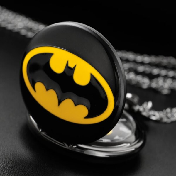 Dark Knight Bat Quartz Pocket Watch Exquisite Necklace Pendant Fob Chain Vintage Steampunk Pocket Watch Men and Women CF1260