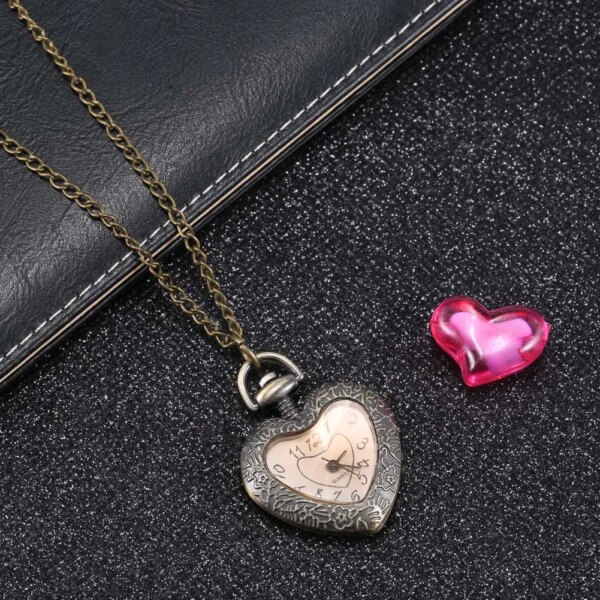 Fashion Vintage Cute Retro Quartz Pocket Watch Love Heart Shape Glass Pendant Sweater Chain Clock Necklace Birthday Gifts