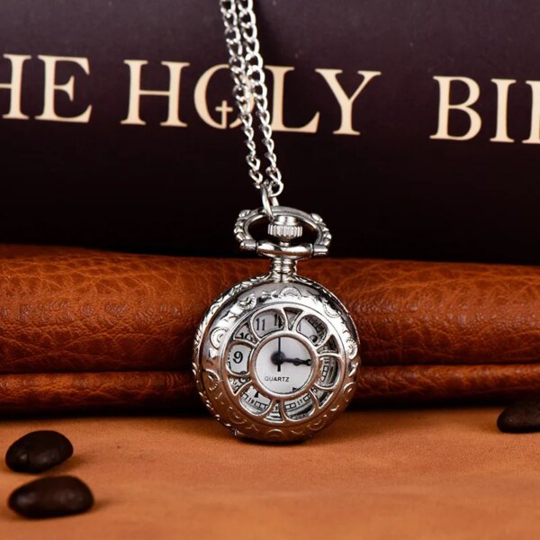 Fashion Vintage Women Quartz Pocket Watch Alloy Flowers Hollow Out Lady Girl Sweater Chain Necklace Pendant Clock Gifts