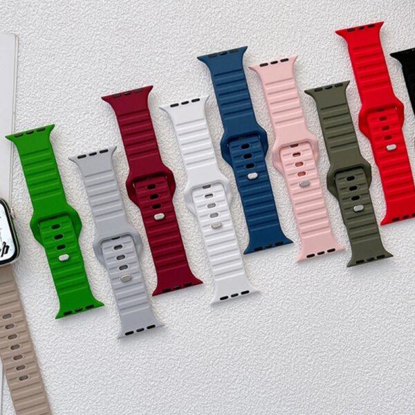 Silicone Strap For Apple Watch Bands 44mm 40mm 45mm 49mm 41mm 42mm 38mm 44 mm bracelet iwatch series 7 se 3 6 8 9 Ultra 2 Strap