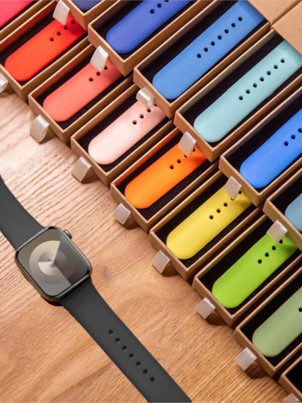 Strap For Apple Watch Band 44mm 40mm 45mm 41mm 49mm 42mm 38mm 44 mm Silicone bracelet iwatch series se 6 7 8 9 Ultra 2 band 49mm