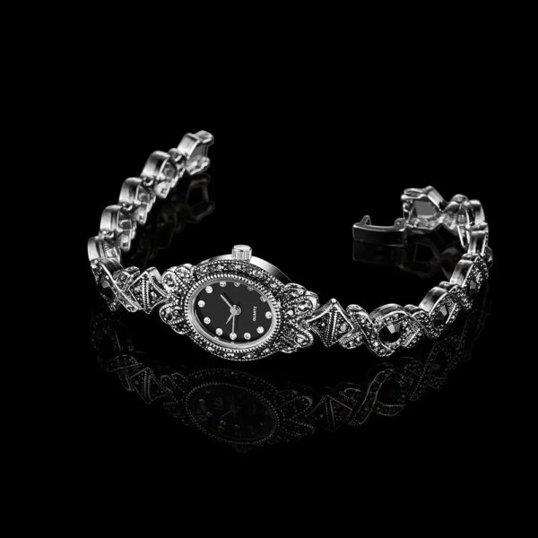 Vintage Women Rhinestone Quartz Watch Carved Alloy Band Bracelet Wristwatch Retro Crystal Clocks Gifts Women's Watch