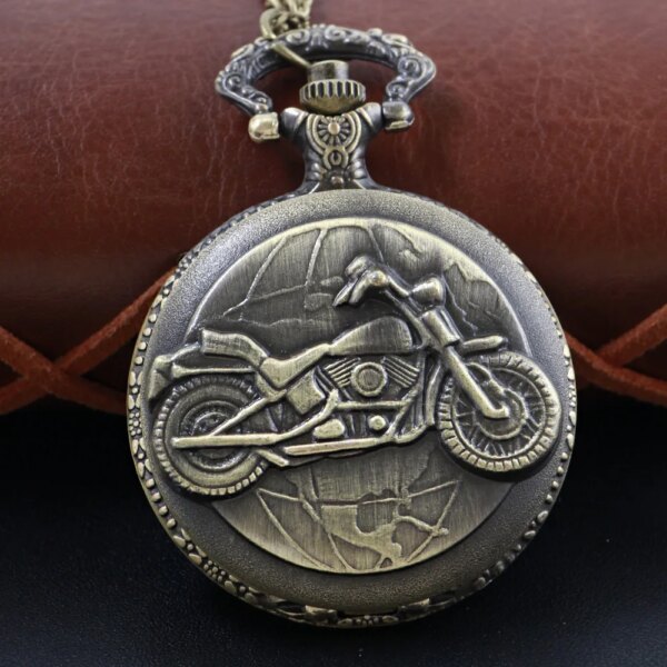 Bronze Famous Motorcycle Pattern Quartz Pocket Watch with Chain Men and Women Retro Charm Steampunk Pendant Necklace Clock