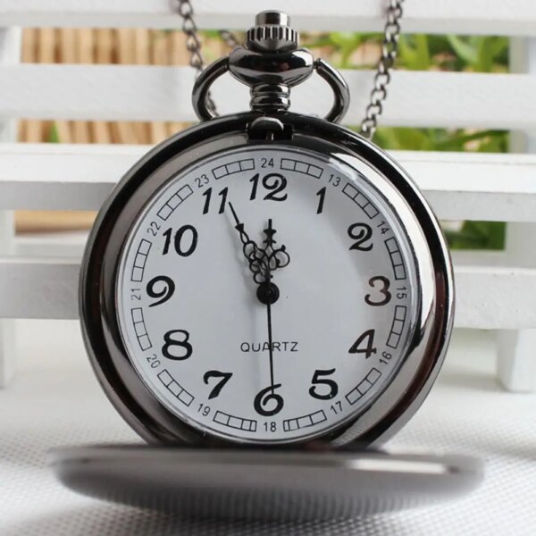 with a Chain  Durable Smooth Vintage Pocket Watch Alloy Round Watch Exquisite   for Daily Life